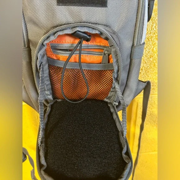 Field and Stream Chest Pack - Picture 6 of 8